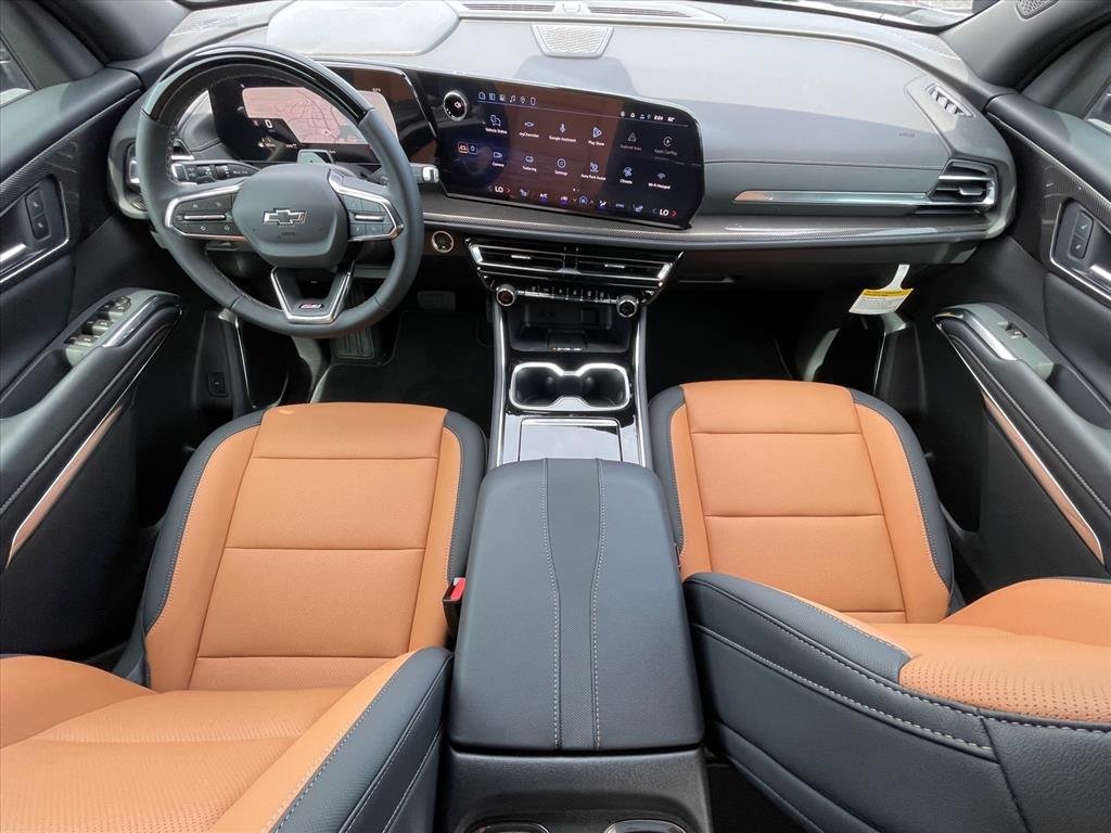 2027 Chevrolet Traverse Z71 - Photo 10