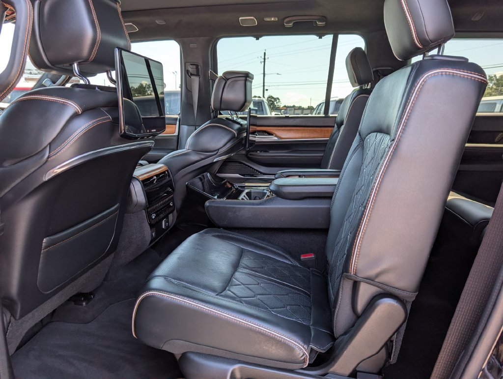Used 2024 Black Jeep Series III image 17