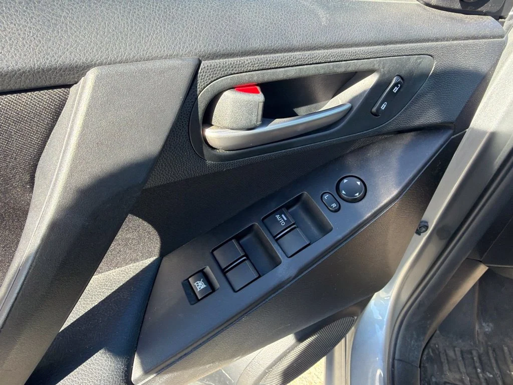 Used 2013 Silver Mazda i Touring image 14