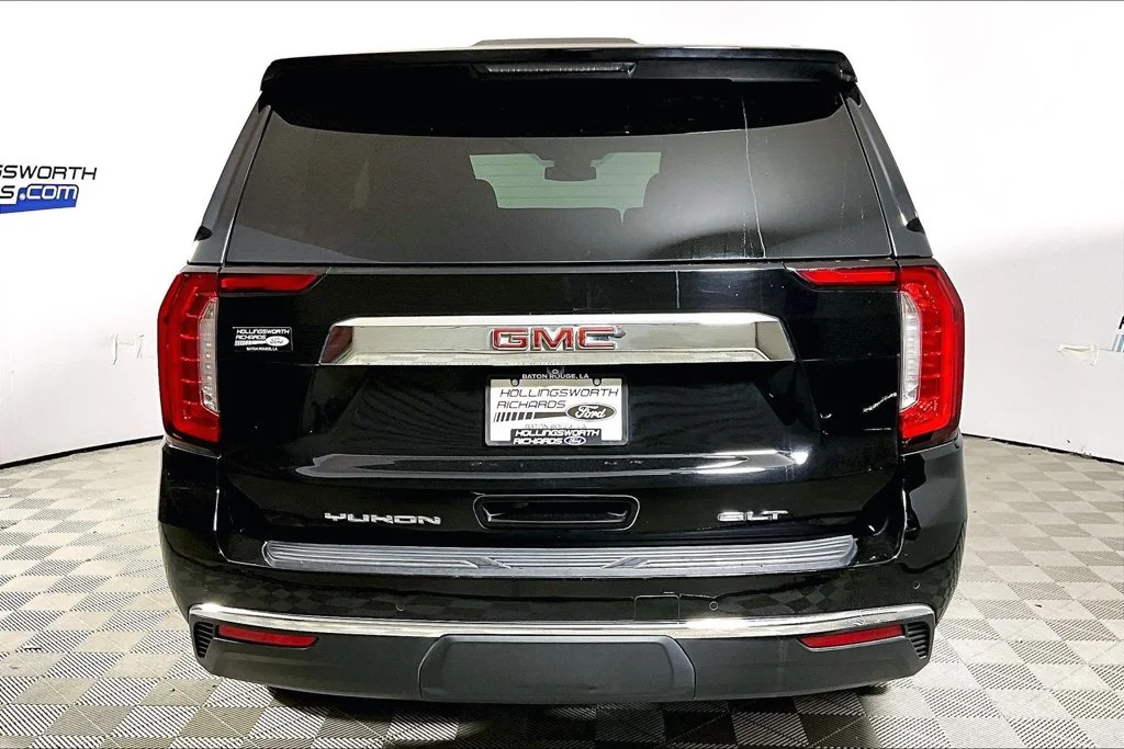 Certified Used 2023 Onyx Black GMC SLT image 4