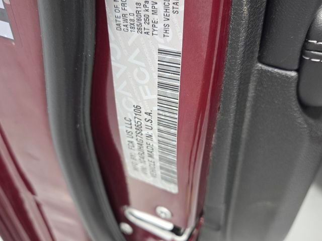 Used 2025 Red Jeep Altitude image 19