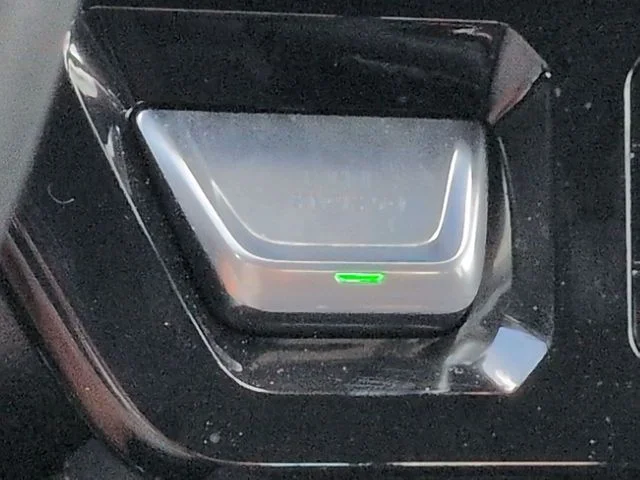 Used 2026 White GMC AT4 image 28