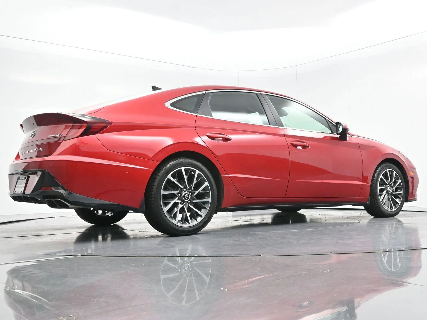 Used 2021 Calypso Red Hyundai Limited image 55