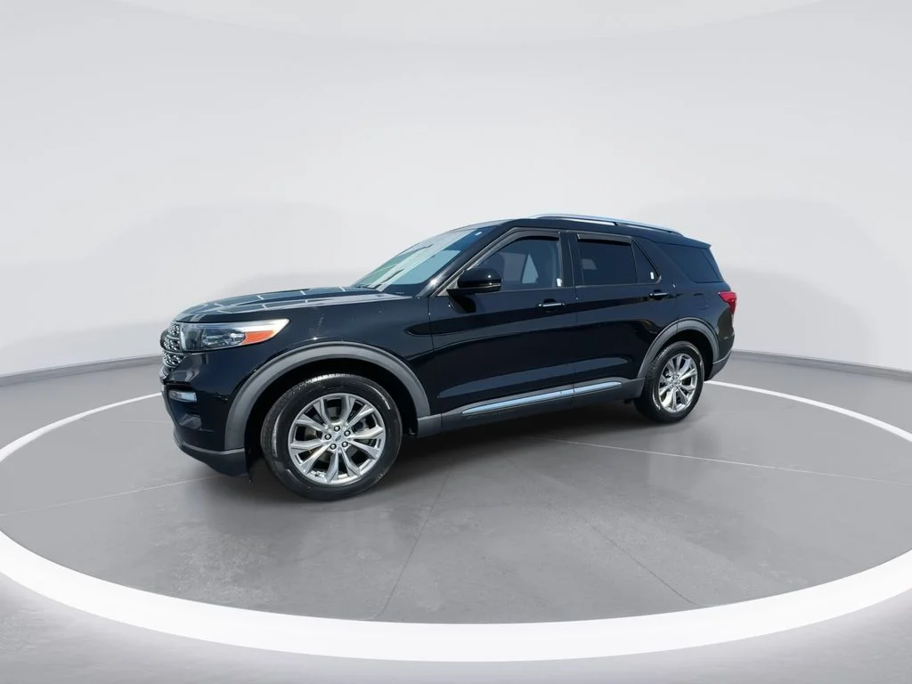 Used 2020 Black Ford Limited image 5