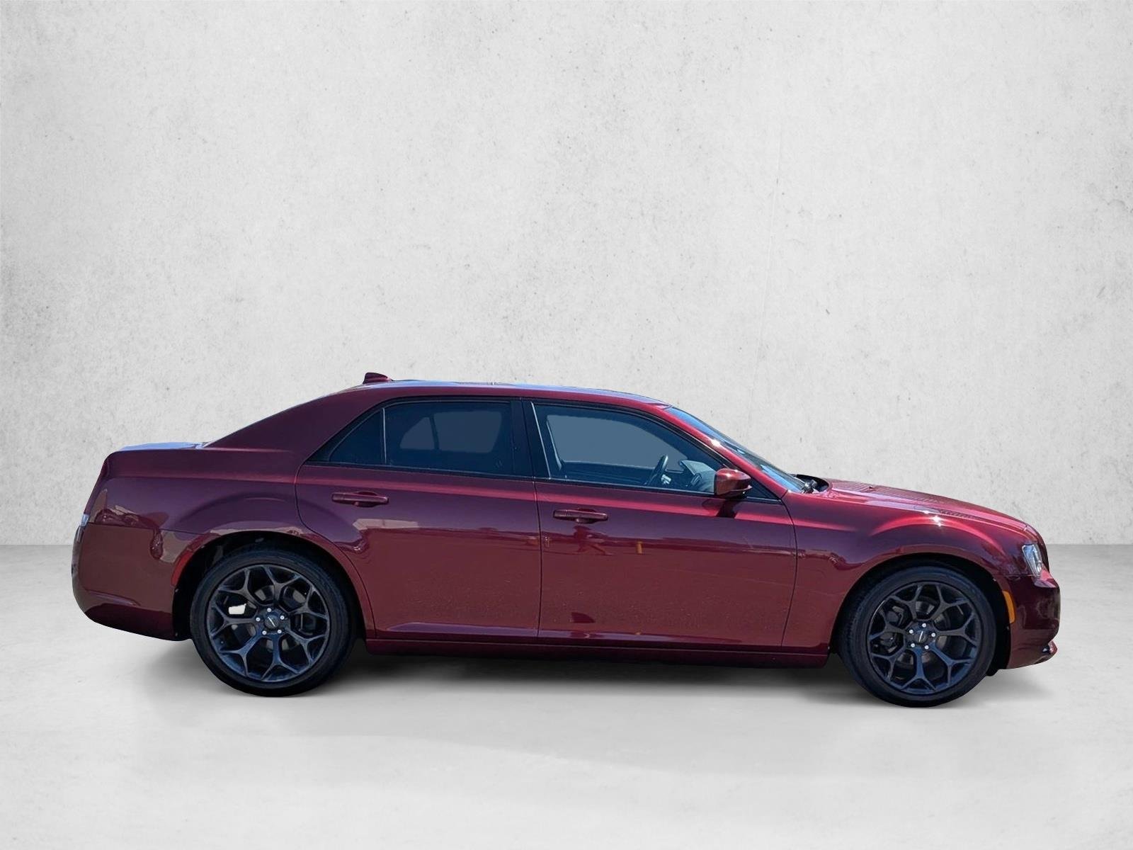 Used 2019 Velvet Red Pearlcoat Chrysler 300S image 8