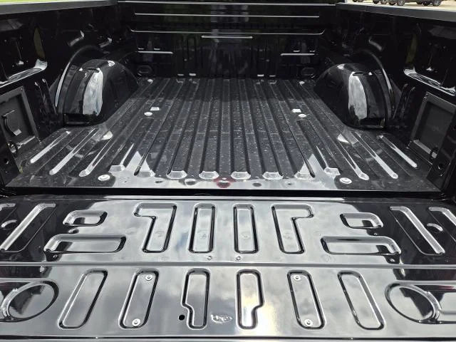New 2026 Agate Black Metallic Ford Lariat® image 40