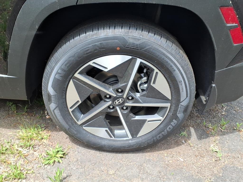 New 2026 Ash Black Hyundai SEL AWD image 7