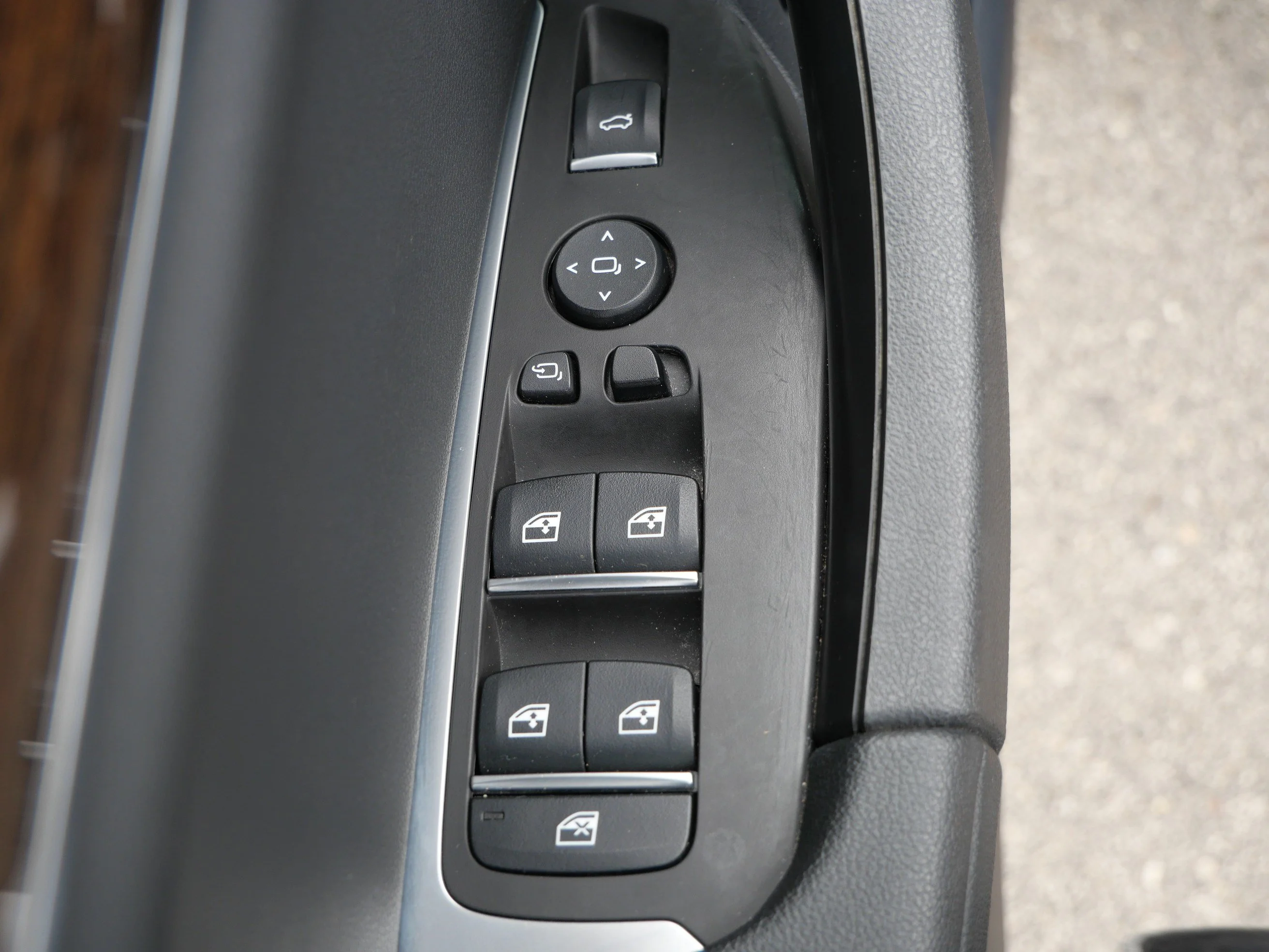 Used 2018 Jet Black BMW xDrive30i image 20