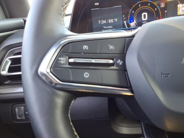 Used 2026 Summit White Chevrolet LT image 27