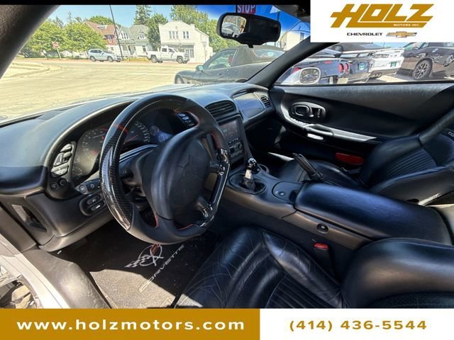 Used 2000 Sebring Silver Metallic Chevrolet 2dr Convertible image 11