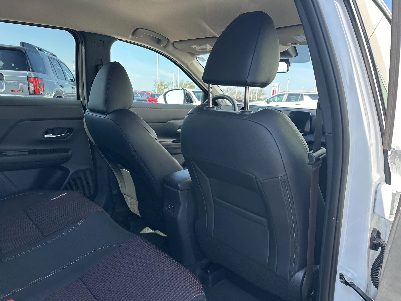 2026 Nissan KICKS SR AWD - Photo 26