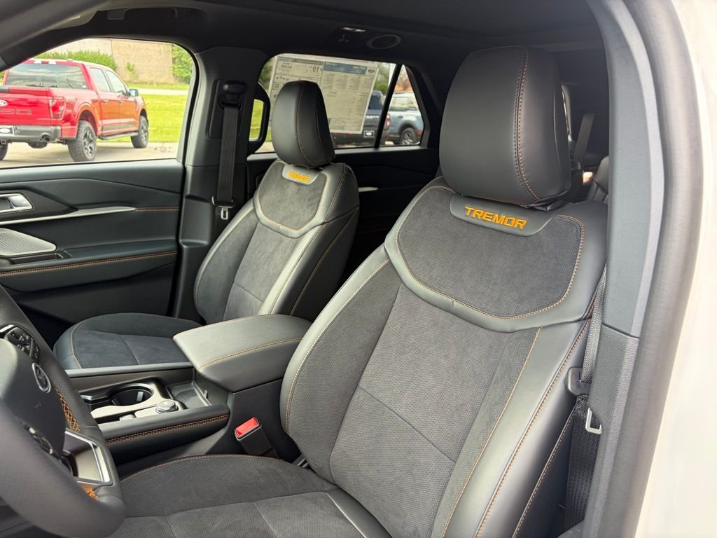 2026 Ford Explorer Tremor - Photo 18
