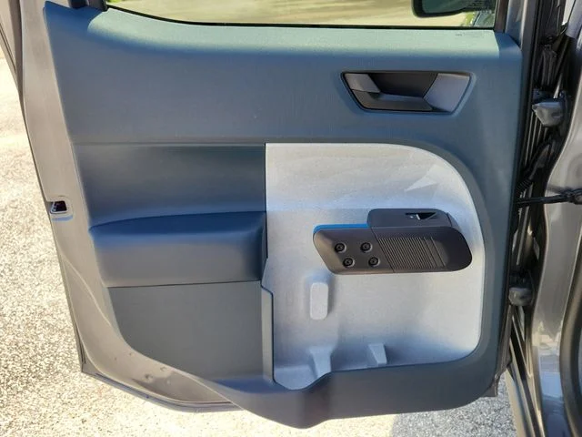 Used 2025 Gray Ford XLT image 13