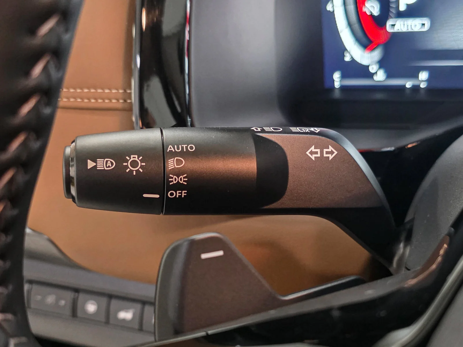 New 2026 Boulder Gray Pearl Nissan Platinum image 37
