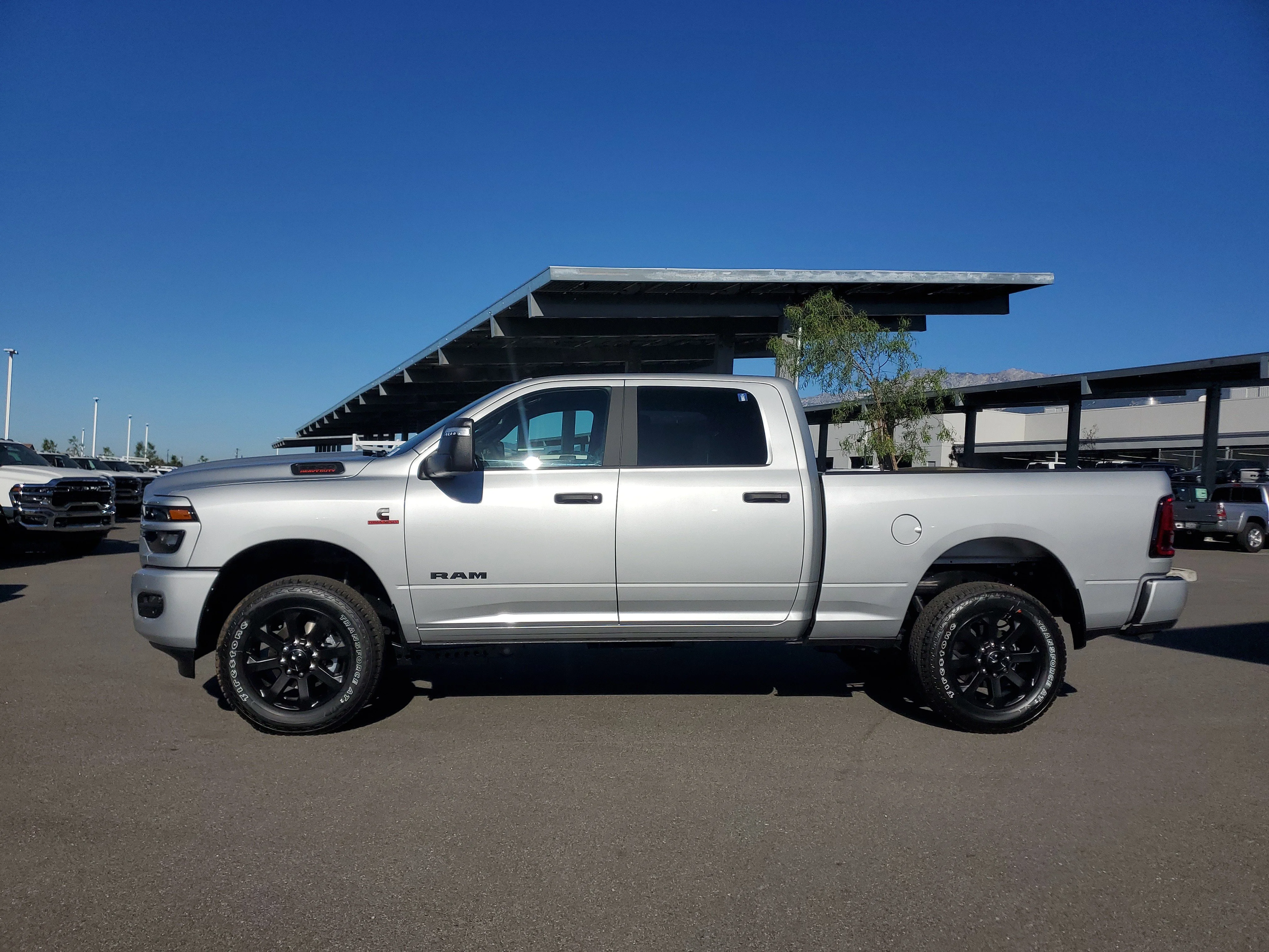 New 2026 Silver-Zynith Exterior Paint RAM Big Horn image 2