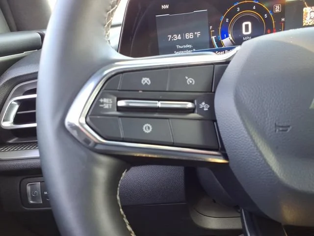Used 2026 Summit White Chevrolet LT image 27