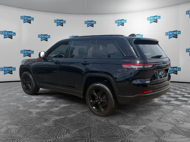 Certified Used 2023 Black Jeep Altitude X image 4