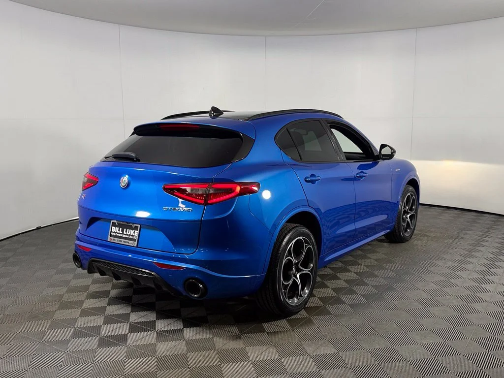 Used 2023  Alfa Romeo Veloce image 6