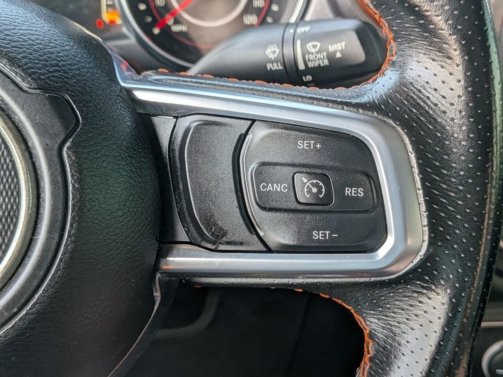 Used 2021 Gray Jeep Mojave image 20