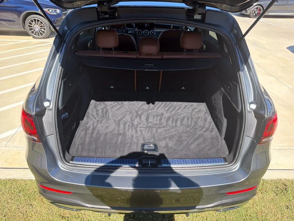 Used 2020 Gray Mercedes-Benz GLC 300 image 9