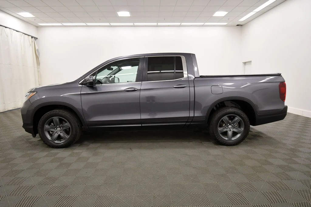 Certified Used 2023 Gray Honda RTL image 4
