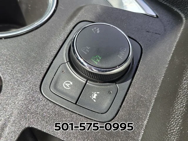 Used 2023 Gray Chevrolet LT image 28