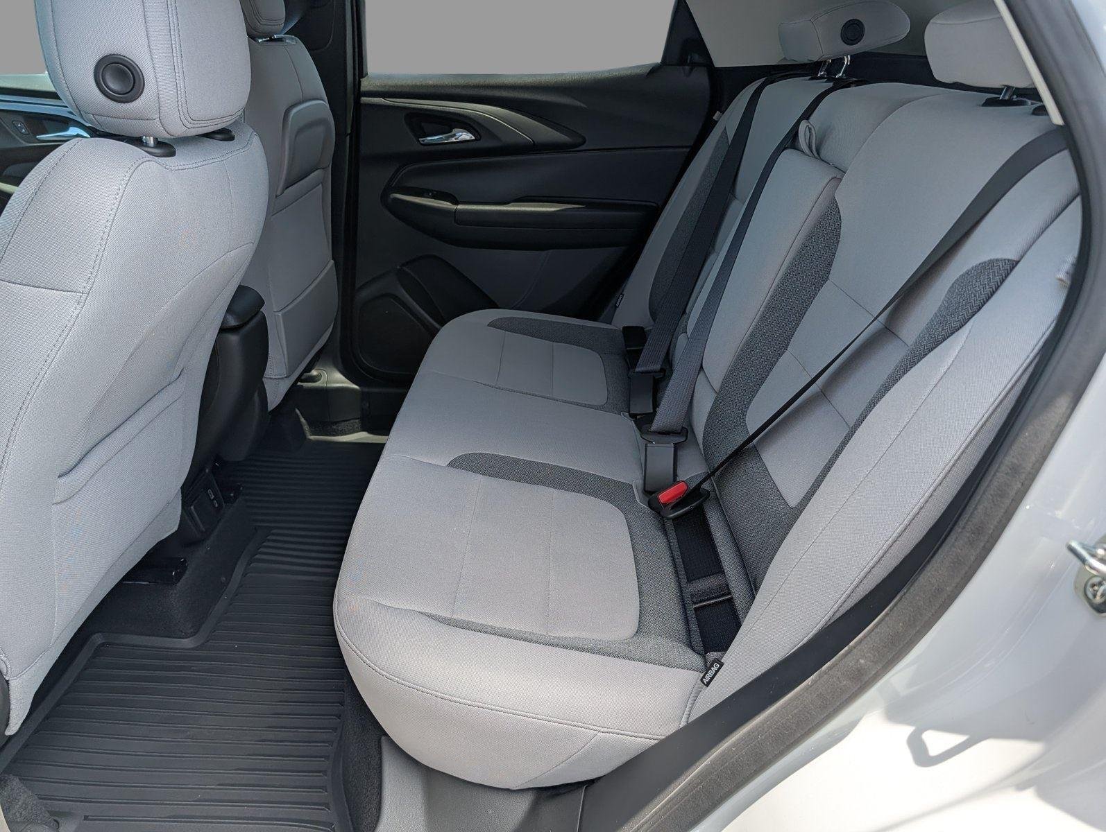 New 2026 Summit White Chevrolet LT image 31