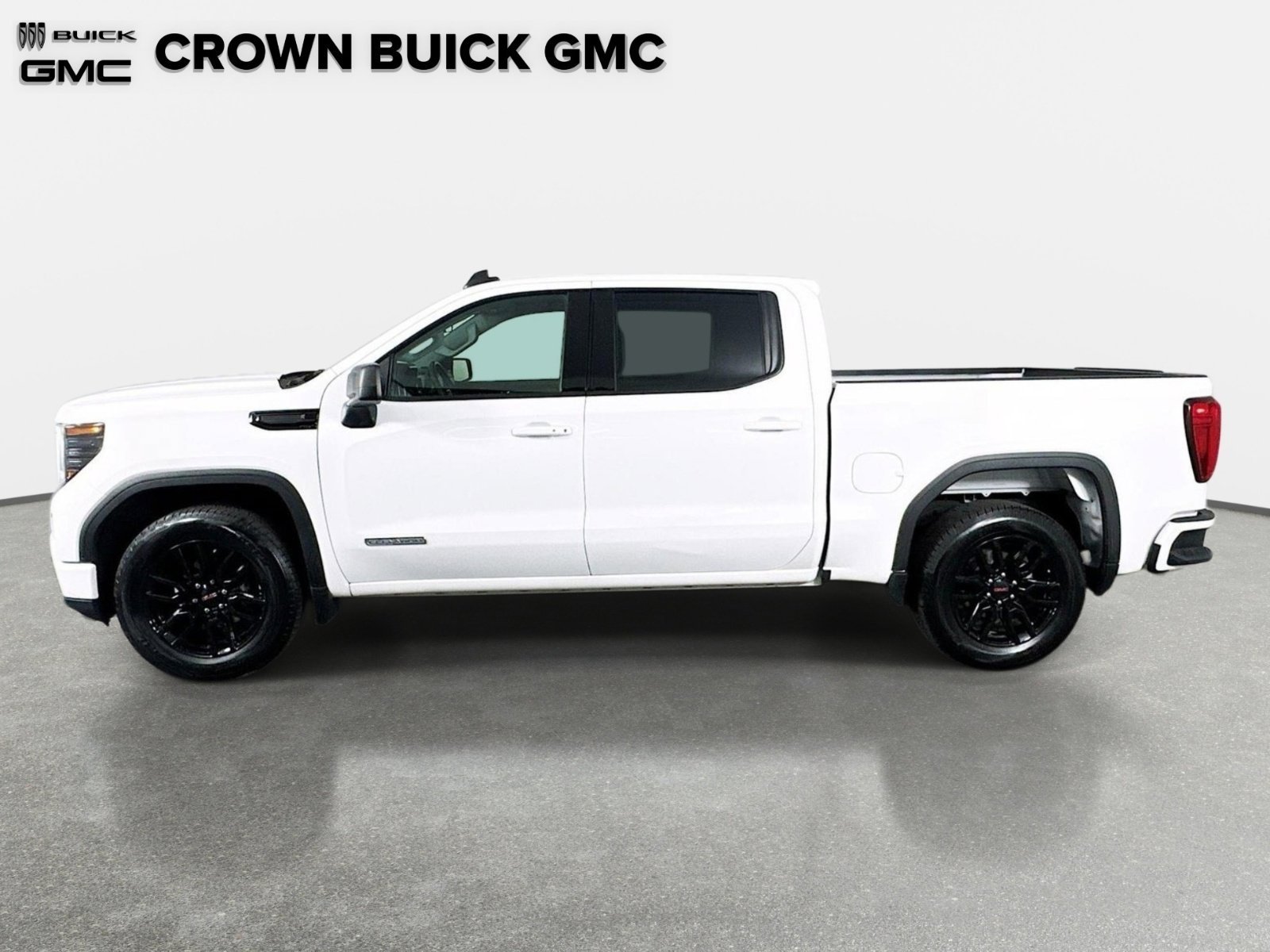 Used 2024 Summit White GMC Elevation image 8