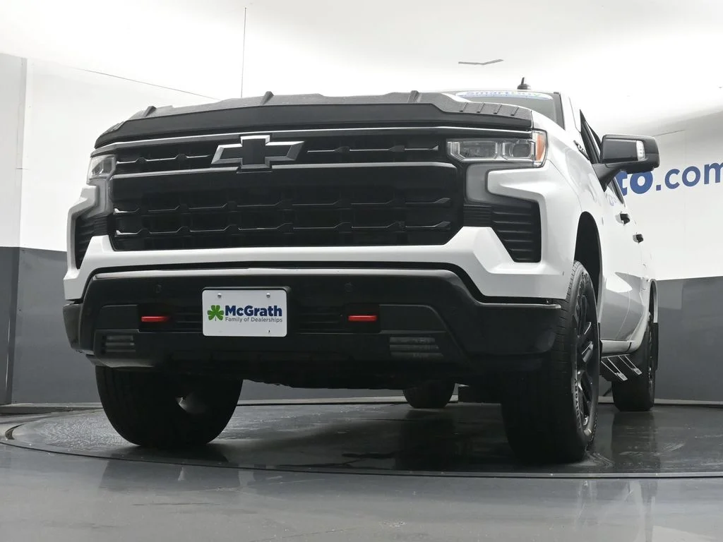 Used 2024 White Chevrolet LT Trail Boss image 7