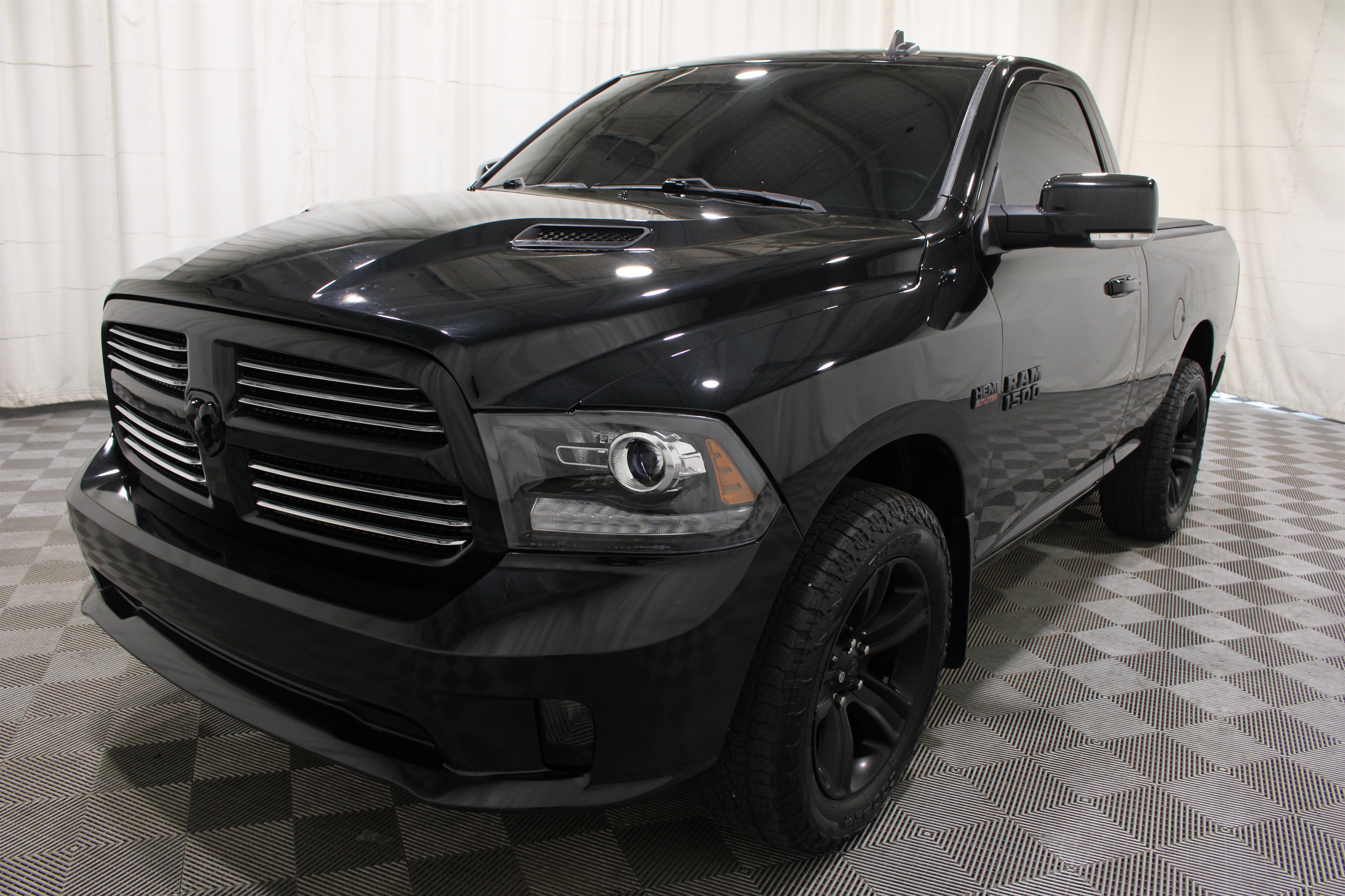 Used 2017 Brilliant Black Crystal Pearlcoat Ram Sport image 28