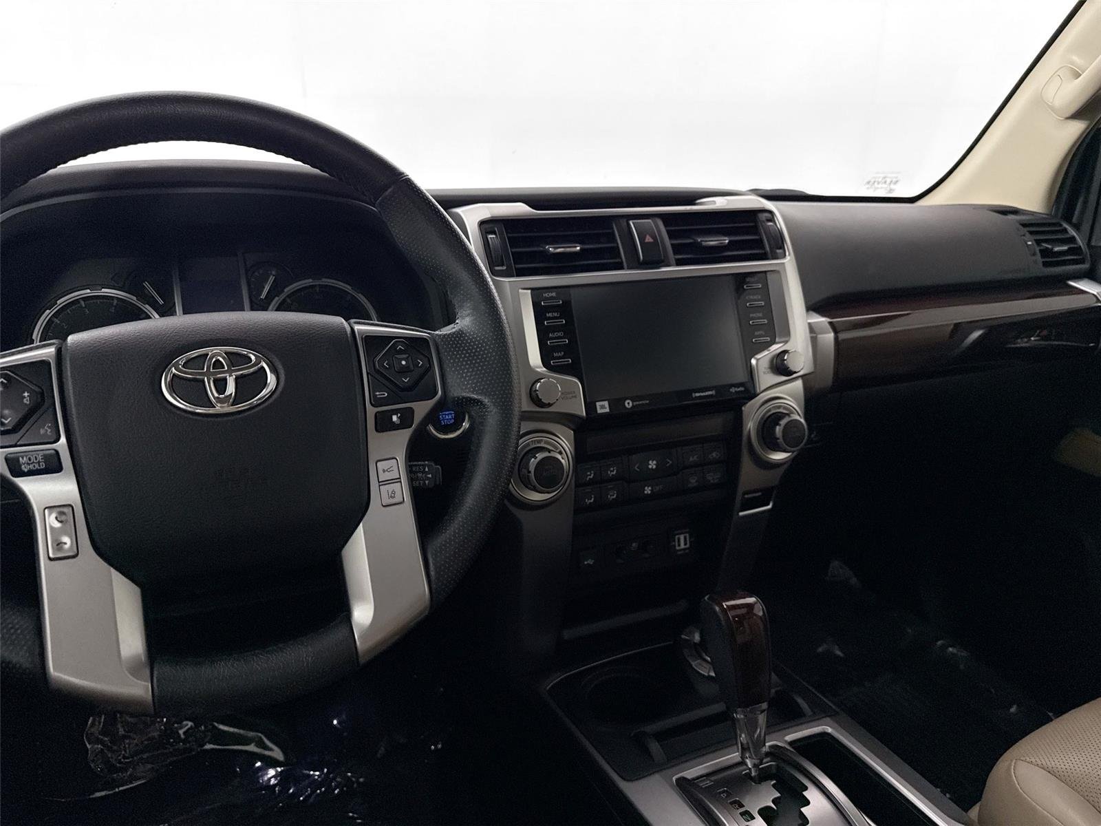 Certified Used 2024 Wind Chill Pearl Toyota Limited image 33