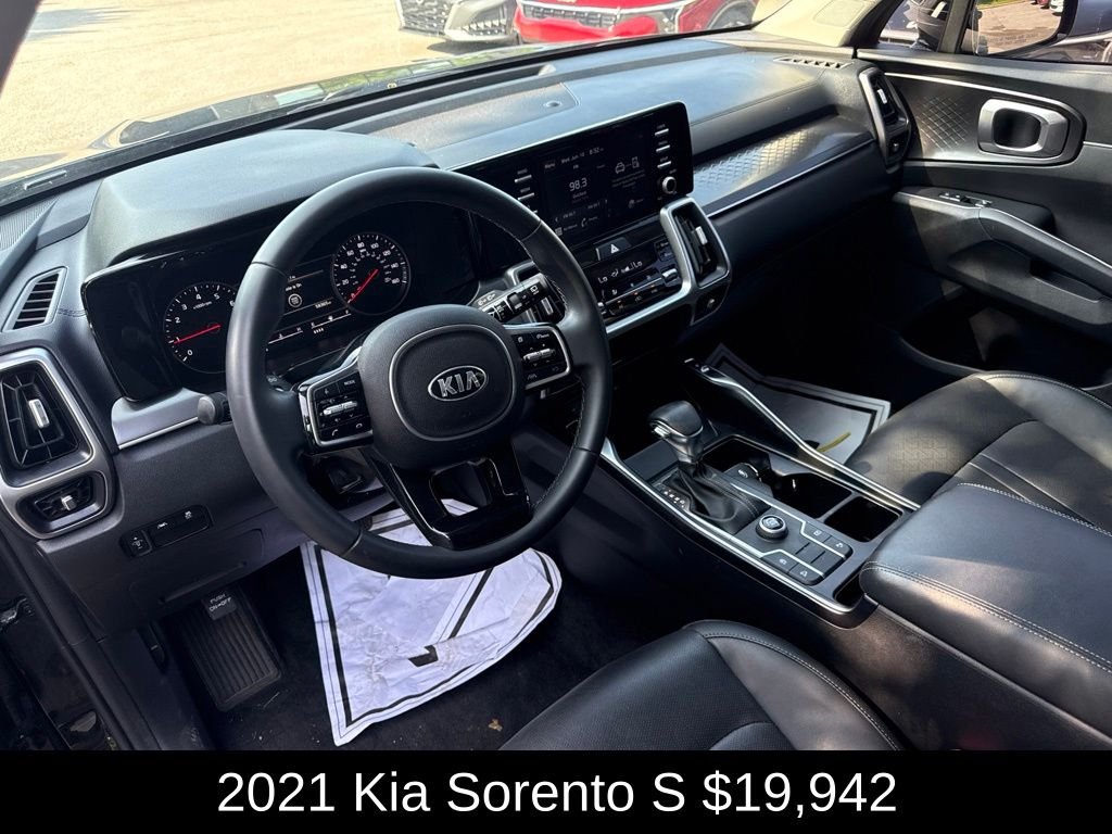 Used 2021 Ebony Black Kia S image 10