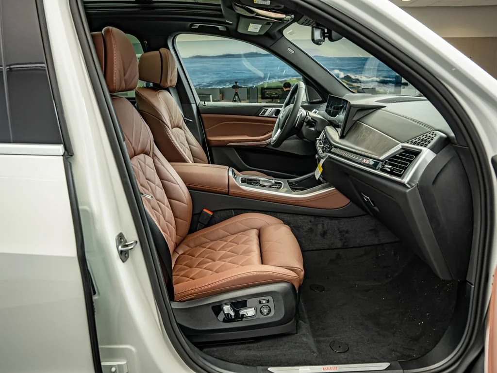 New 2026 Alpine White BMW xDrive40i image 34