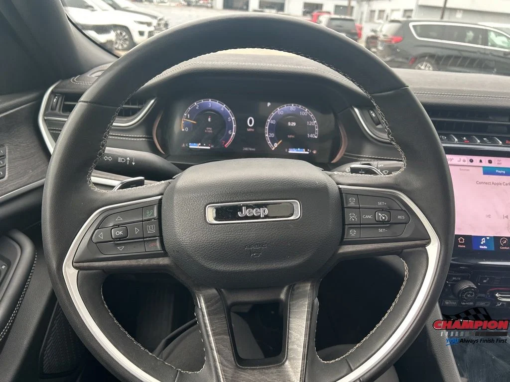 Used 2024 White Jeep Limited image 20