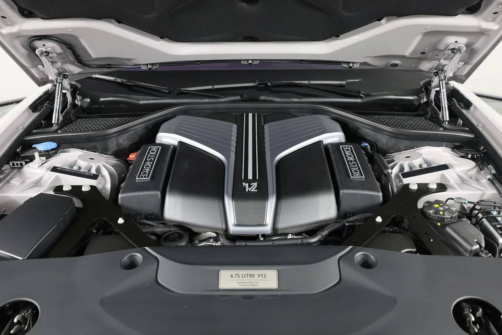 New 2026 Grey Rolls-Royce Black Badge image 27