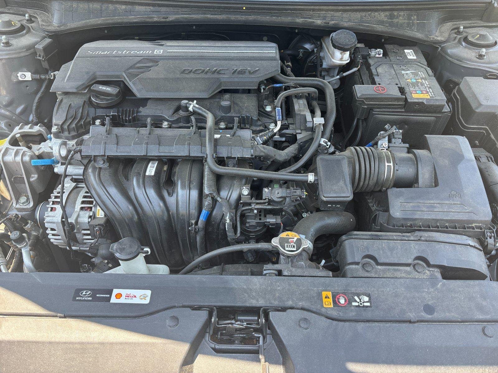 Used 2025 Ecotronic Gray Hyundai SEL Convenience image 9