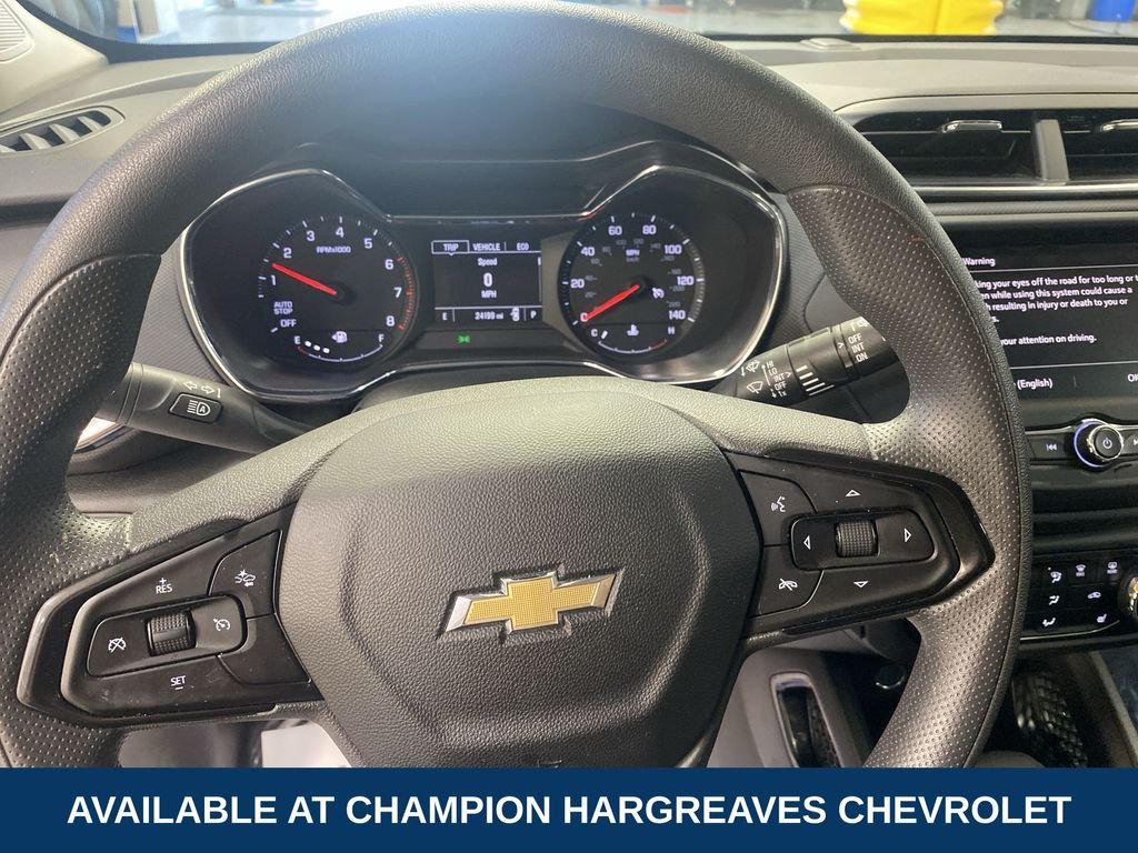 Used 2023 Summit White Chevrolet LT image 15