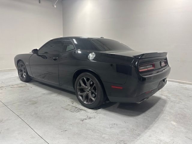 Used 2017 Black Dodge R/T image 8