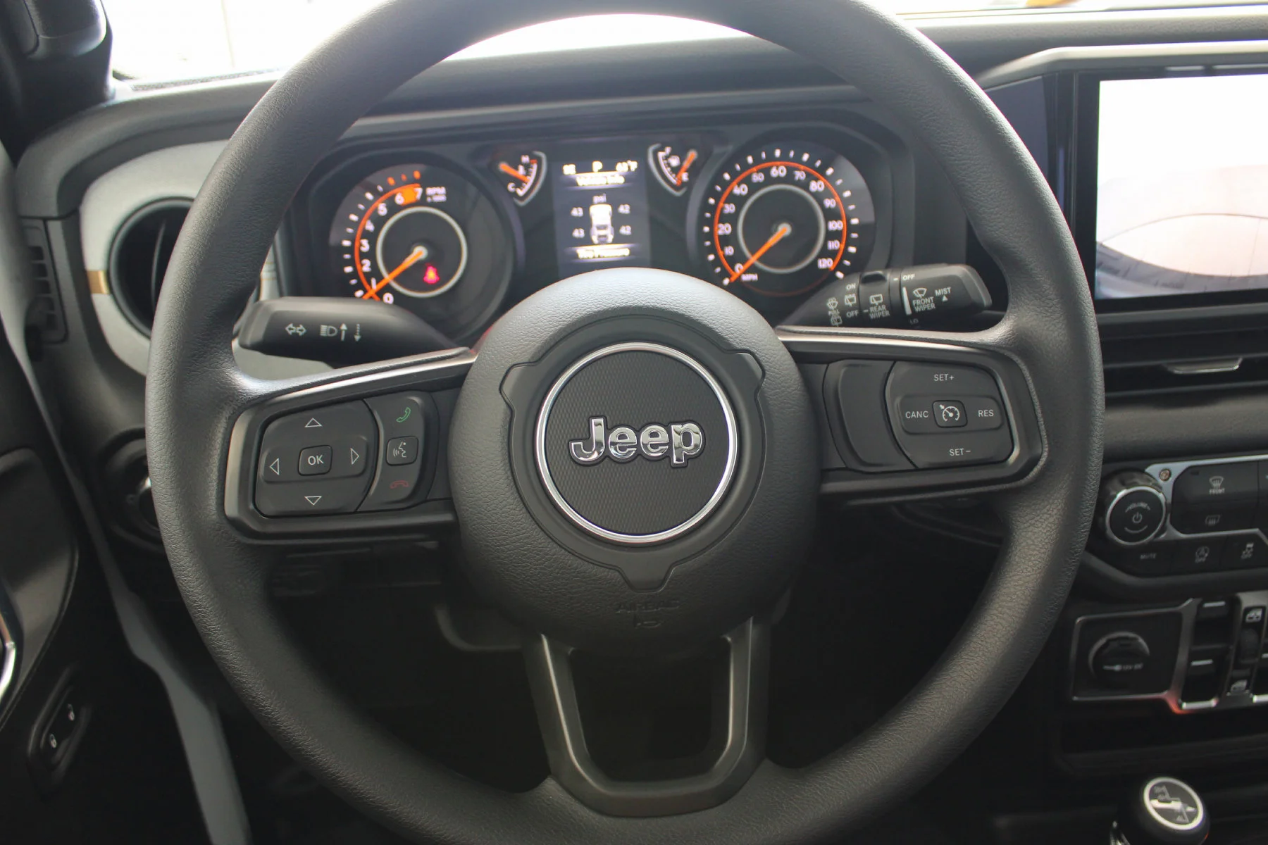 New 2026 Bright White Clear-Coat Exterior Paint Jeep Sport 4 Door 4x4 image 5