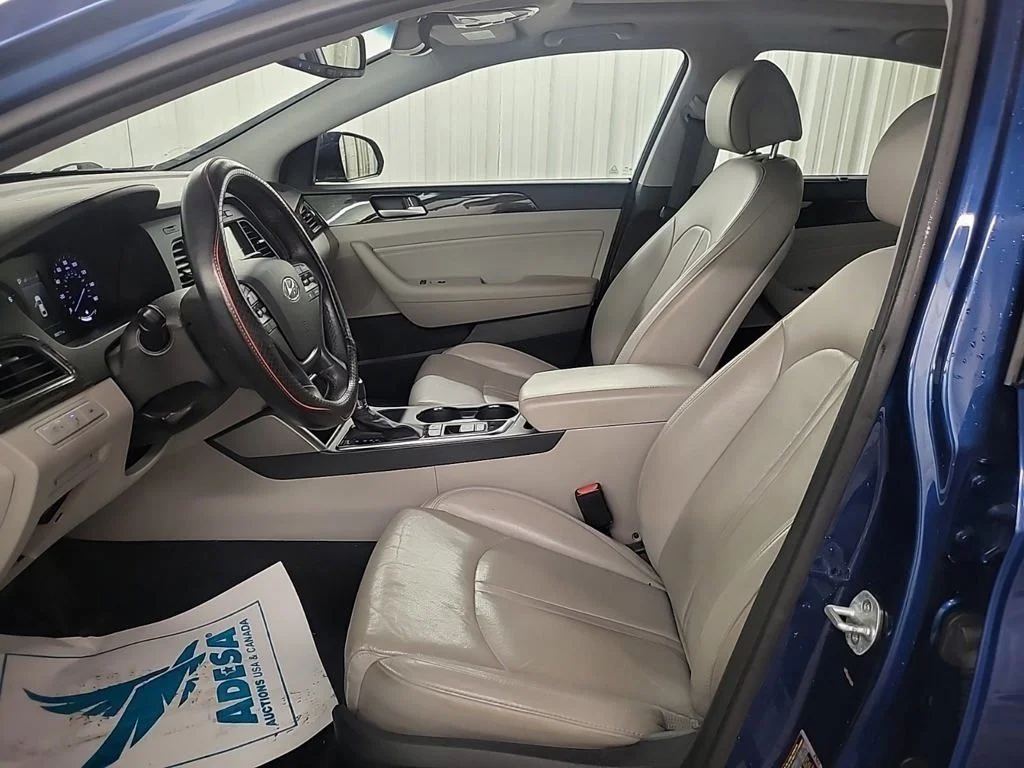 Used 2015 Blue Hyundai Limited image 9