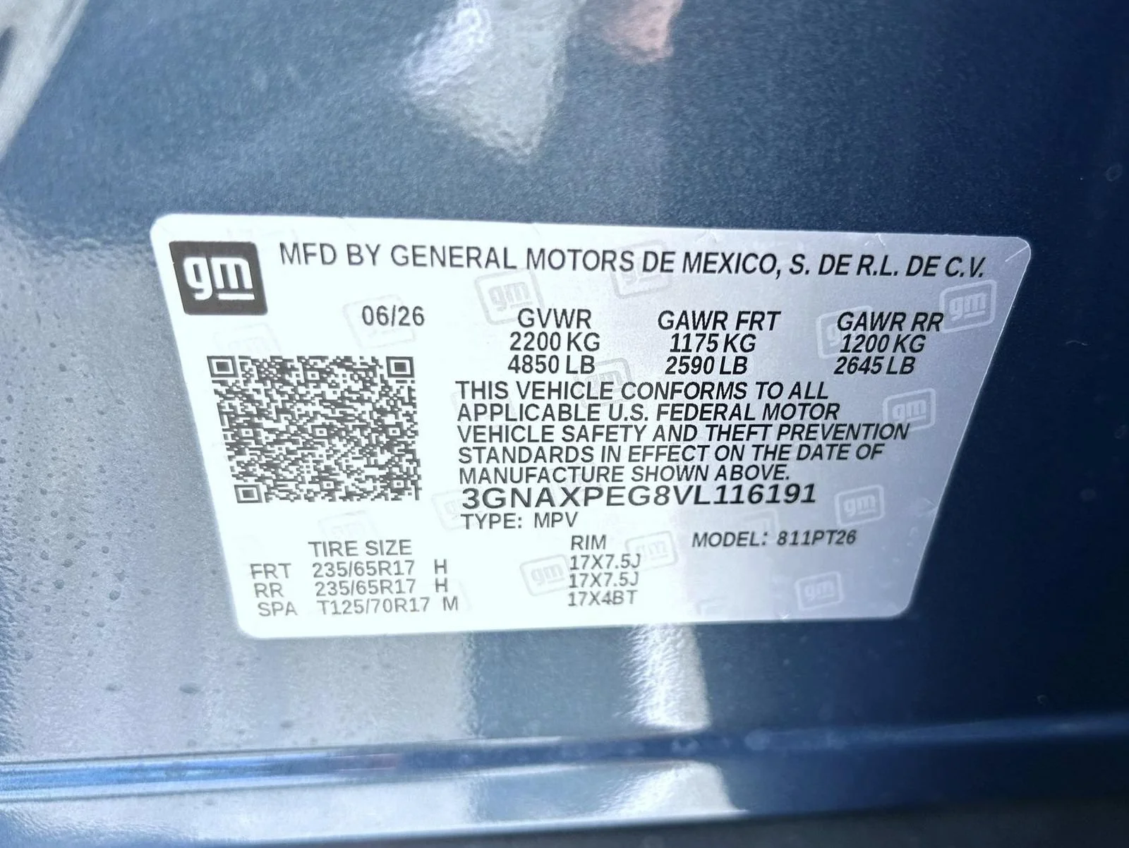 New 2027 Lakeshore Blue Metallic Chevrolet LT image 25