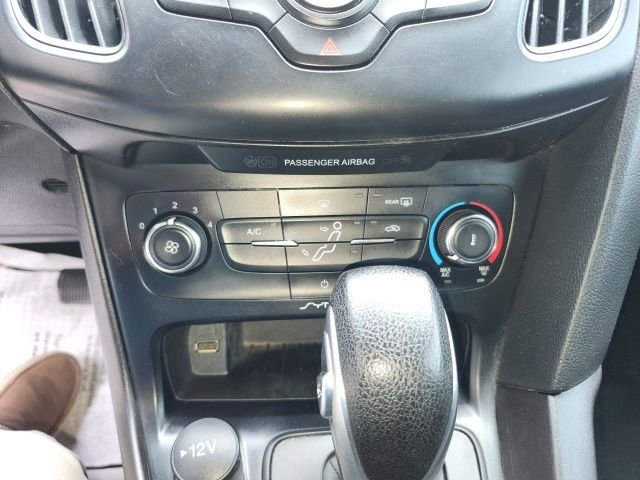 Used 2018 Oxford White Ford S image 24