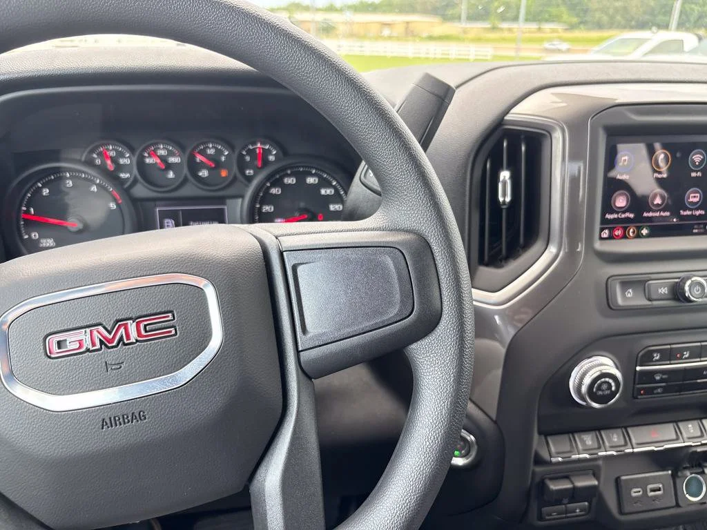2025 GMC Sierra 2500HD Pro - Photo 18