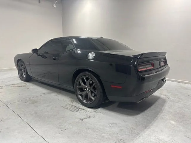 Used 2017 Black Dodge R/T image 8