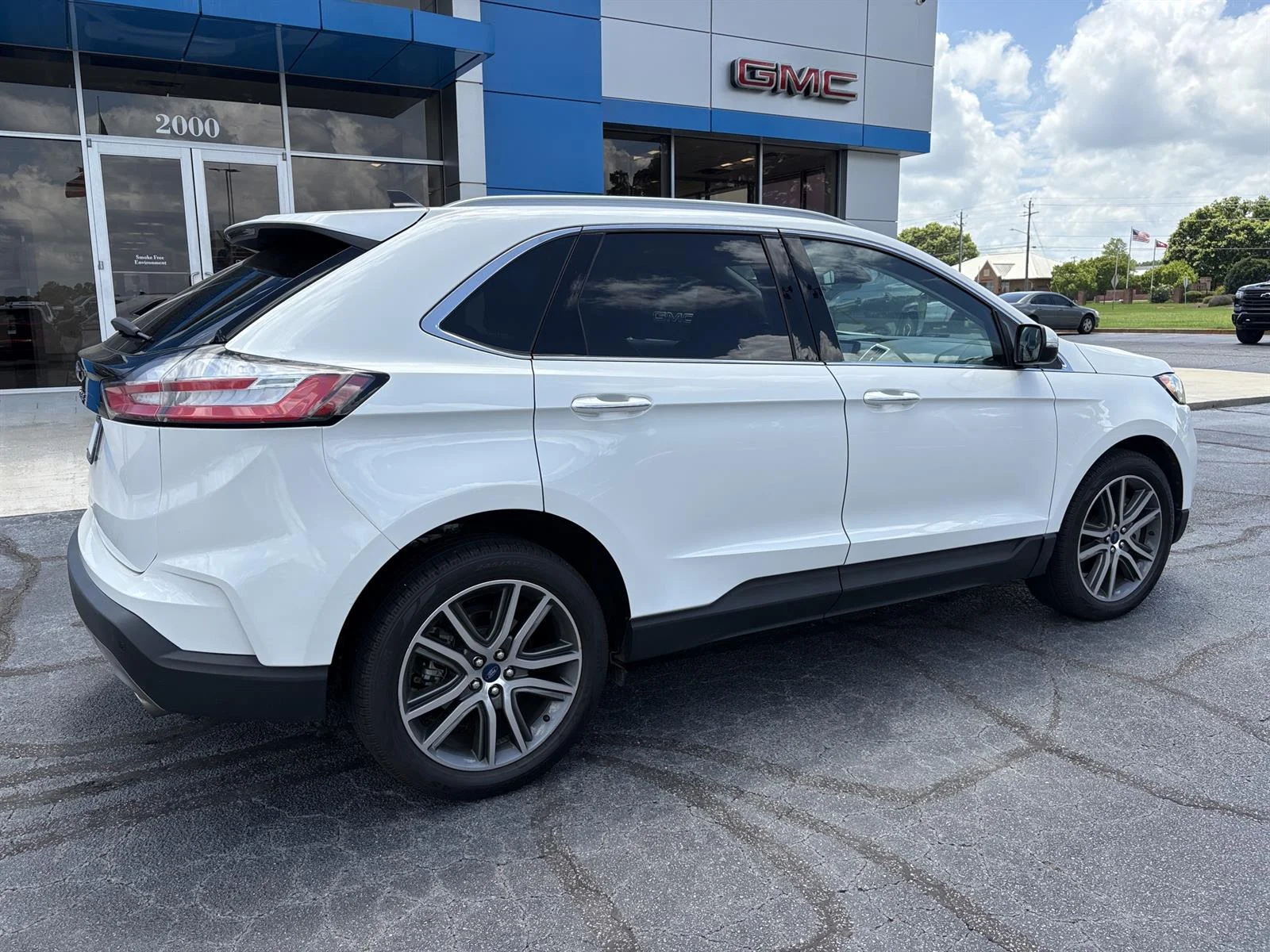 Used 2021 White Ford Titanium image 4