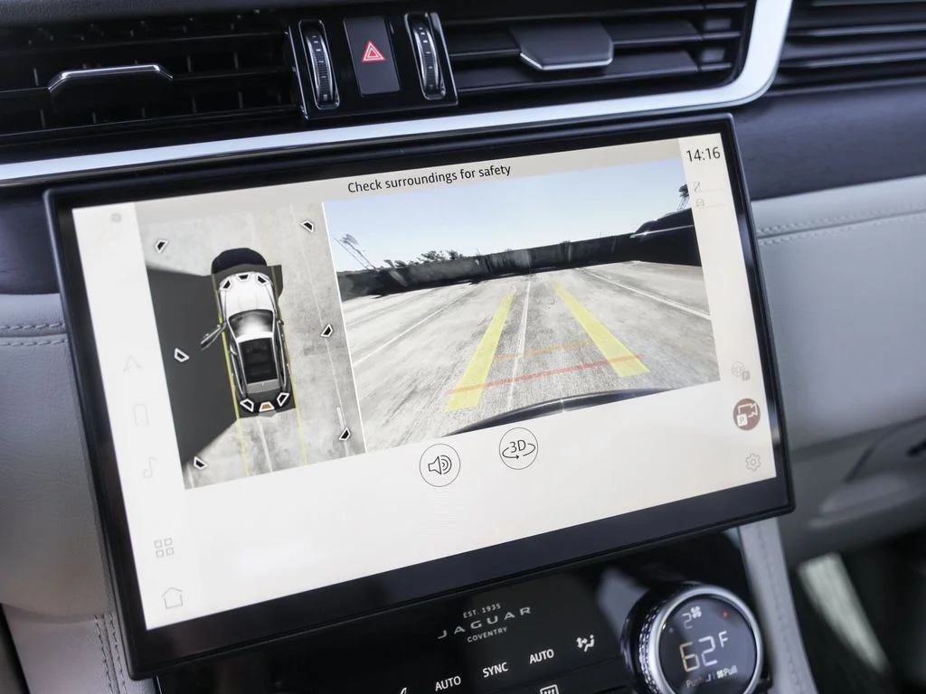 2026 Jaguar F-Pace R-Dynamic S - Photo 23