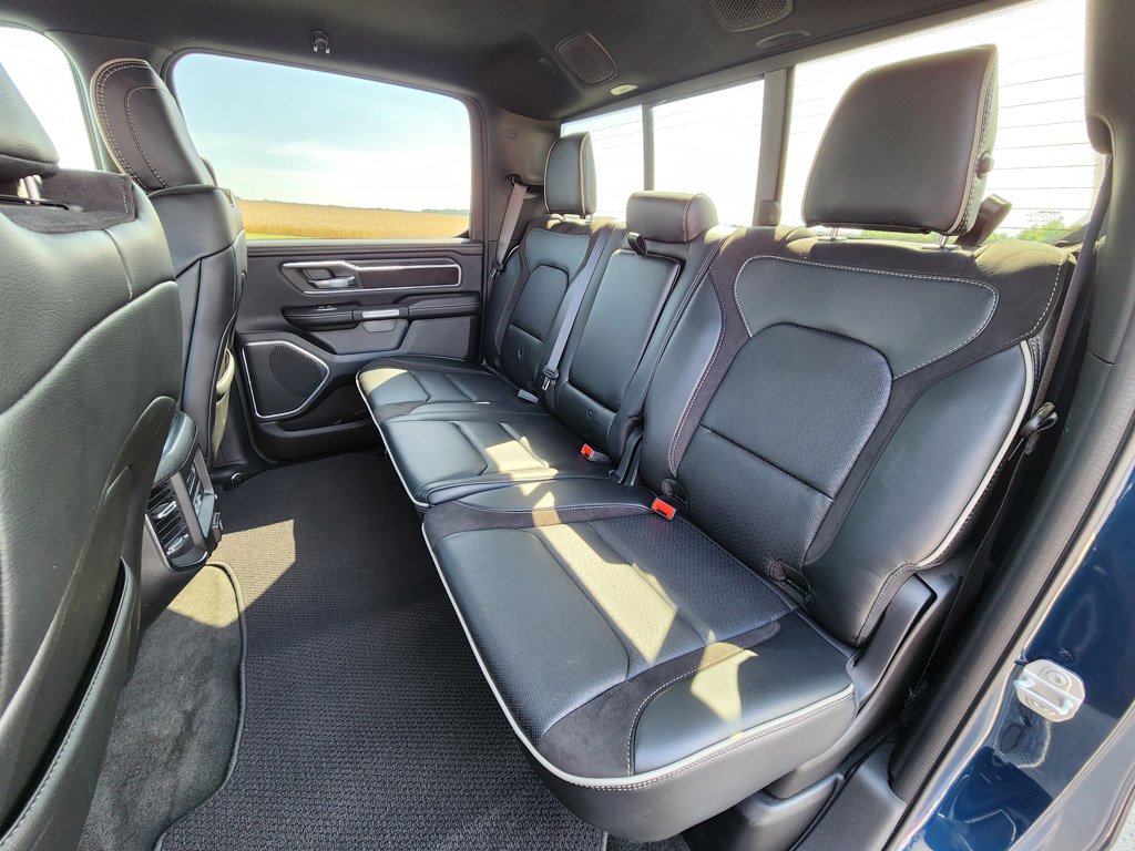 Used 2023 Patriot Blue Pearlcoat Ram Laramie image 17