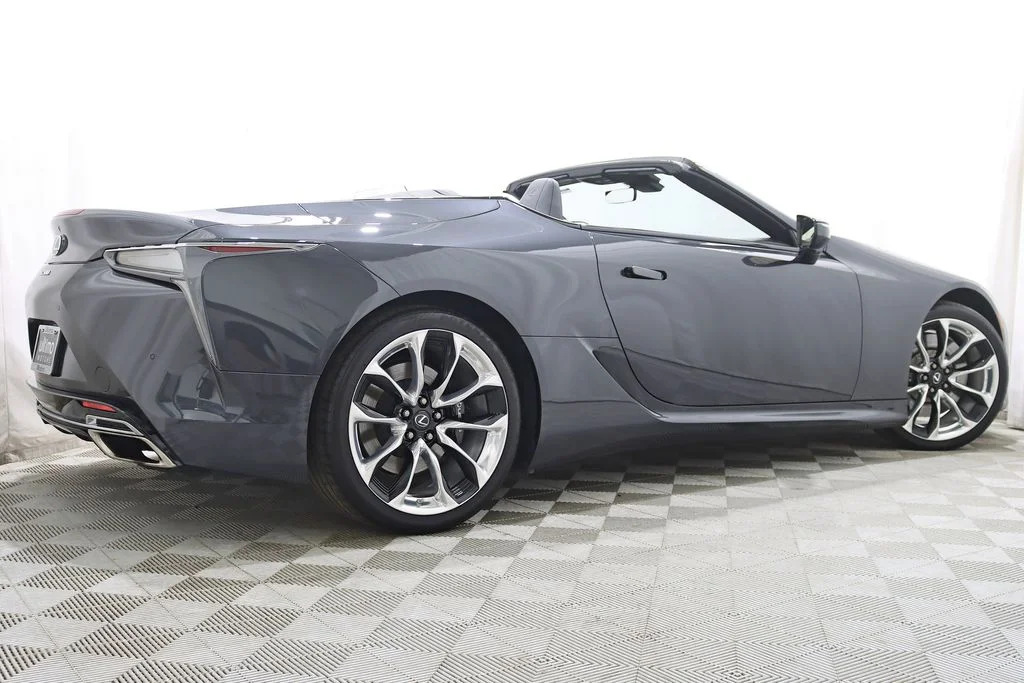 Used 2021 Gray Lexus 500 image 9
