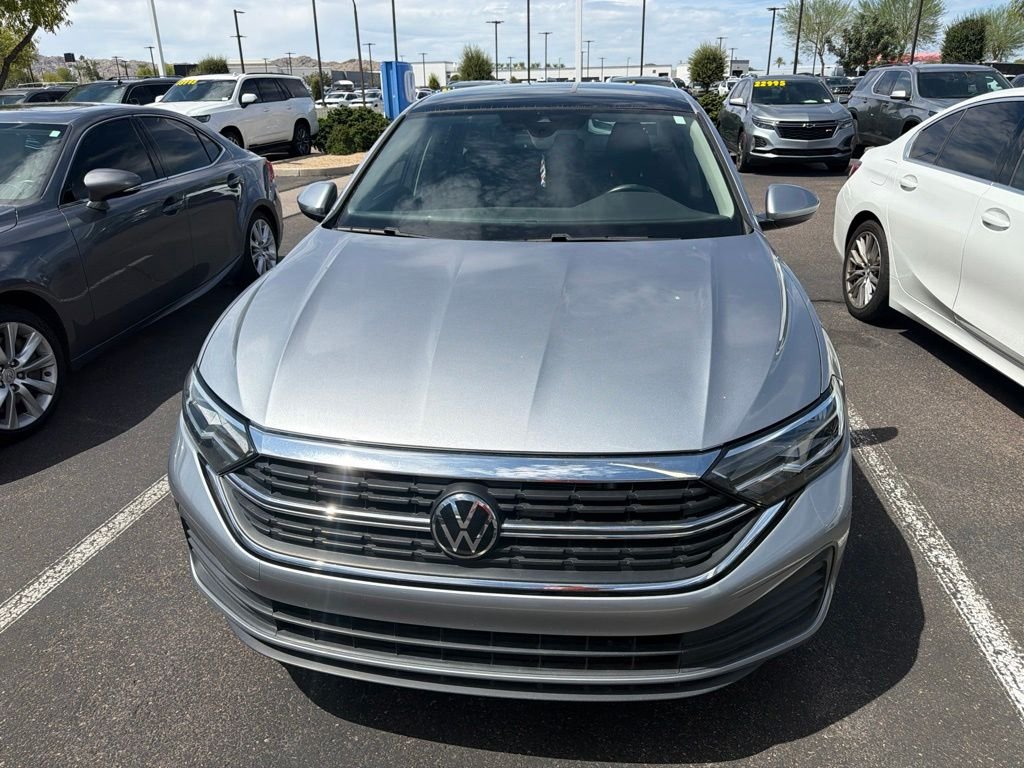 Used 2024 Silver Metallic Volkswagen 1.5T SE image 16