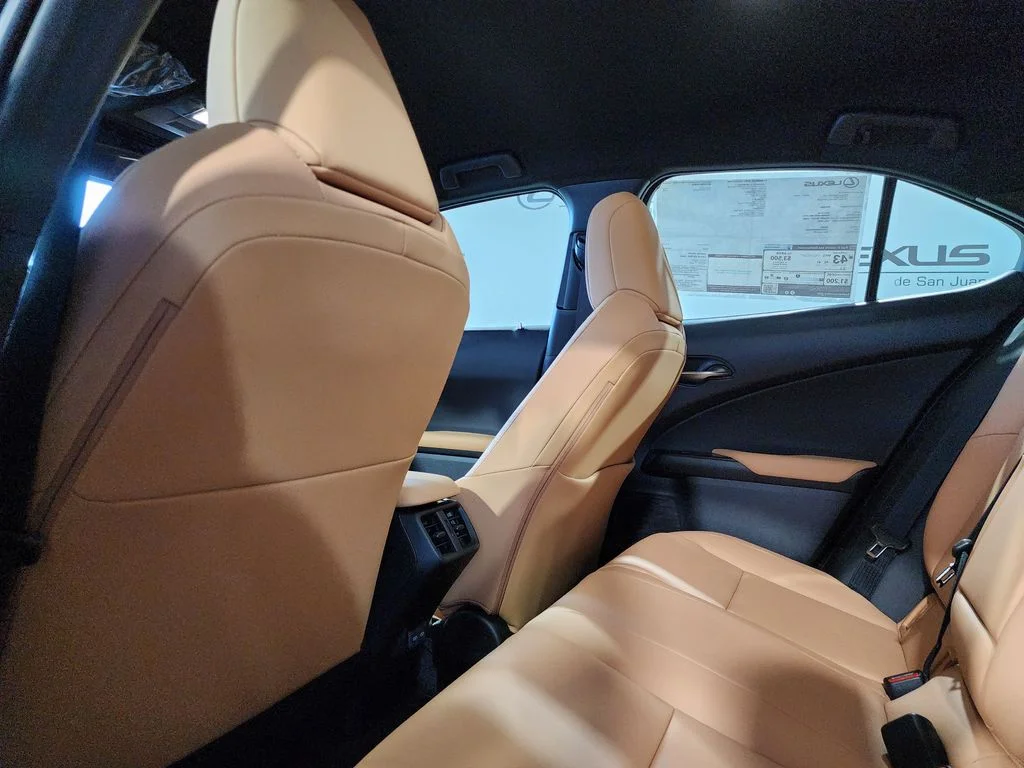 New 2026  Lexus 300h image 26